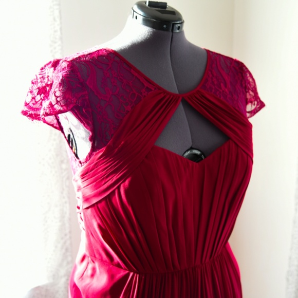 Hayley Paige Occasions Formal Lace & Chiffon Gown - Picture 5 of 12